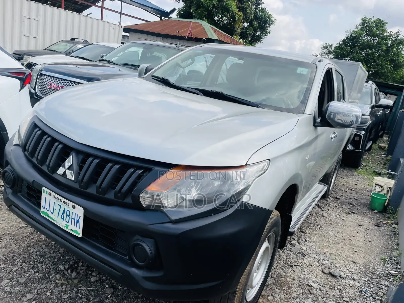 Mitsubishi L200 2016 Silver