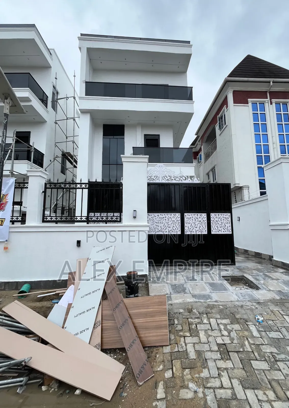 5bdrm Duplex in Ago Palace for sale