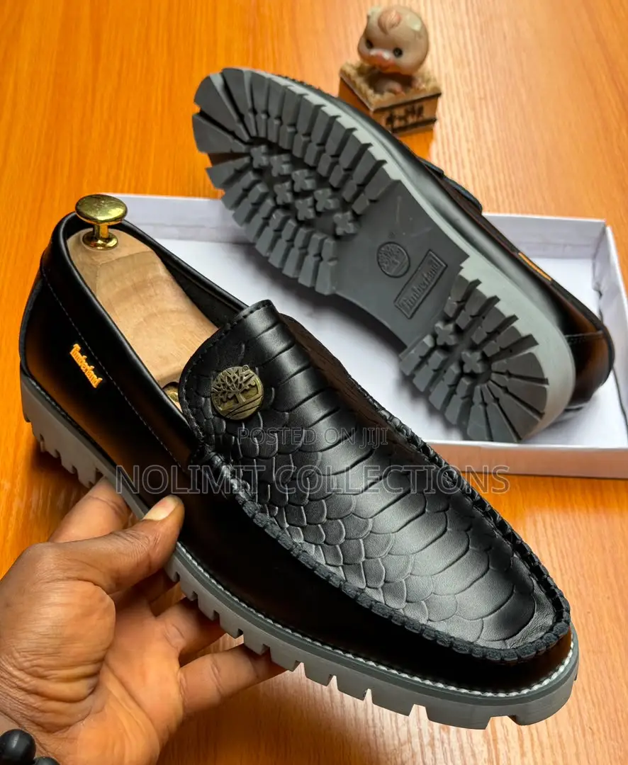 Timberland Crocodile Patterned Leather Loafers With Grey Loafers