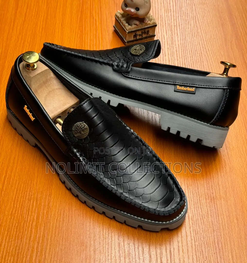 Timberland Crocodile Patterned Leather Loafers With Grey Loafers