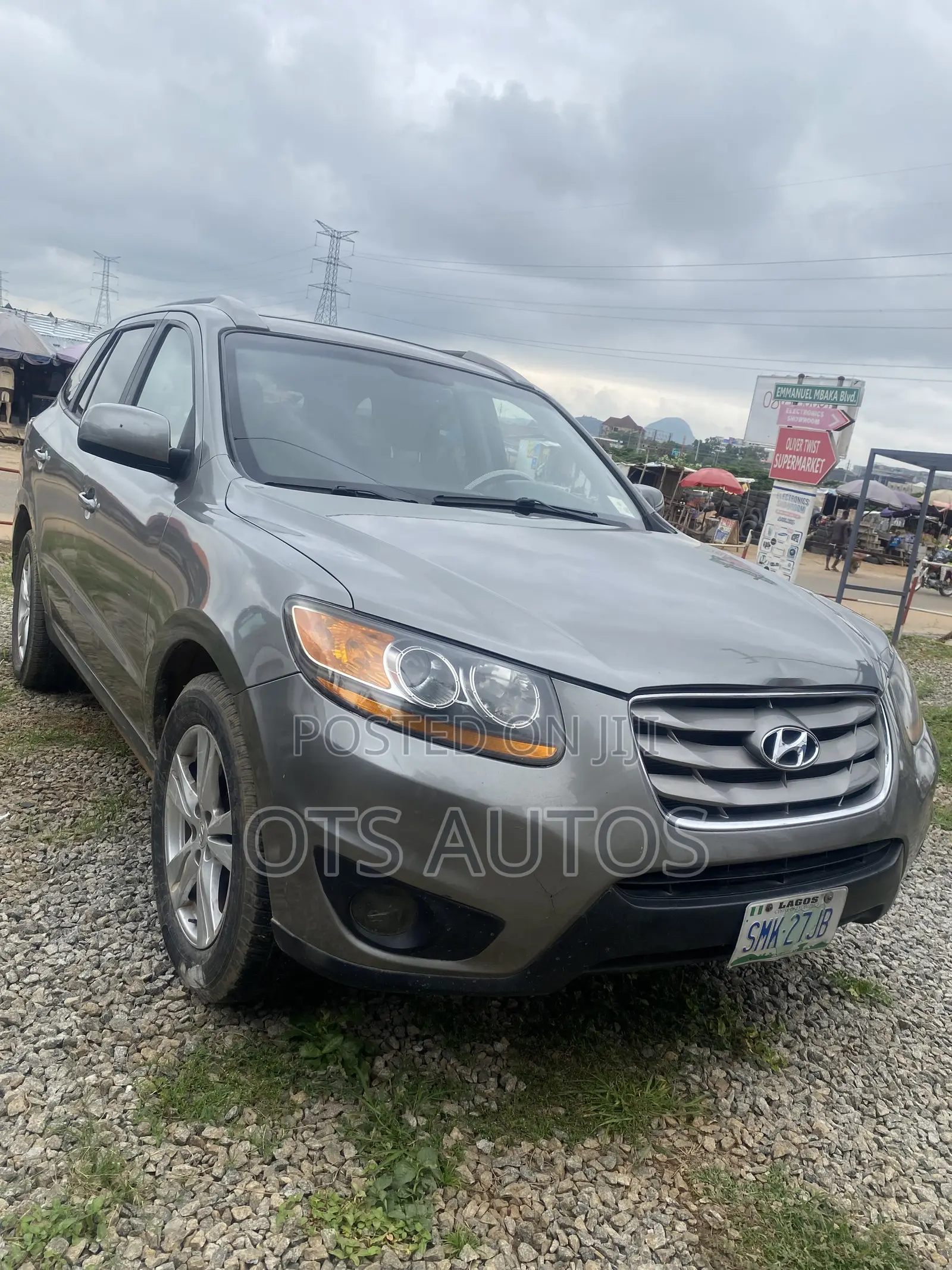 Hyundai Santa Fe SE 2012 Gray