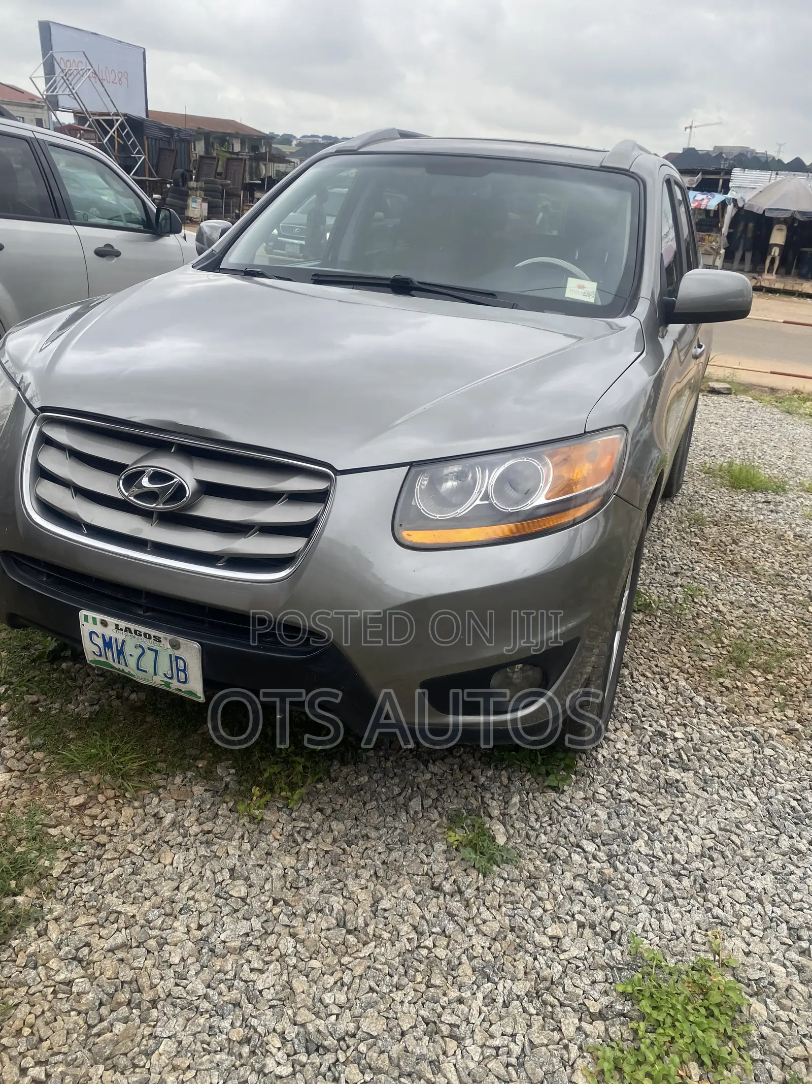 Hyundai Santa Fe SE 2012 Gray
