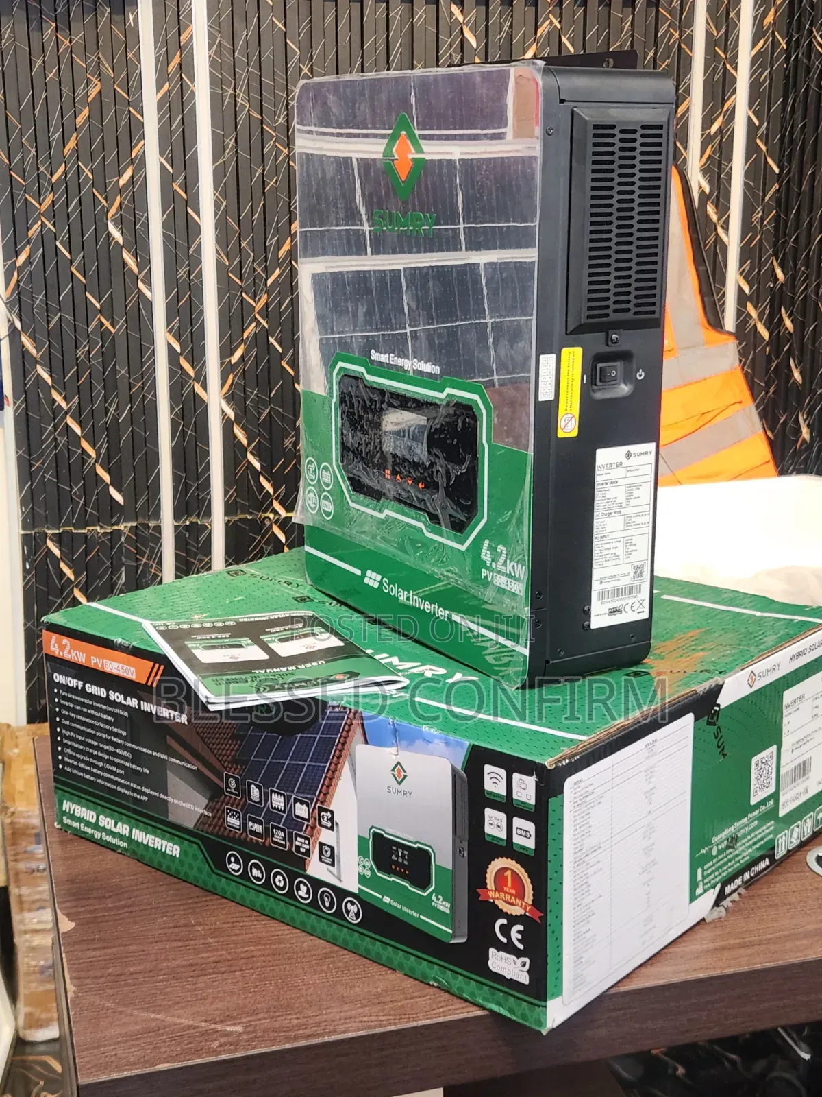 Original 4.2Kva SUMRY Solar 23v Hybrid Inverter