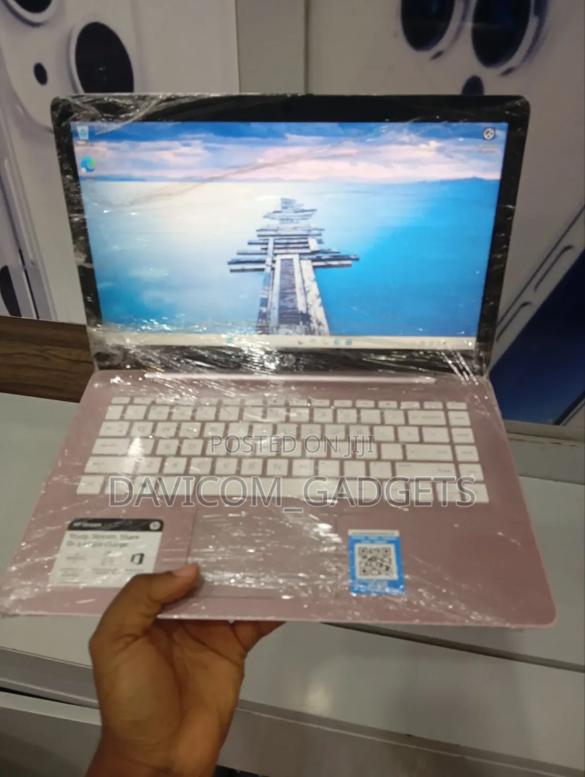 Laptop HP Stream 14-cb110nr 4GB AMD SSD 60GB