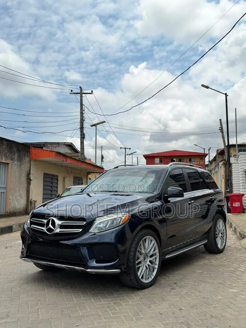 Mercedes-Benz M Class 2013 Blue