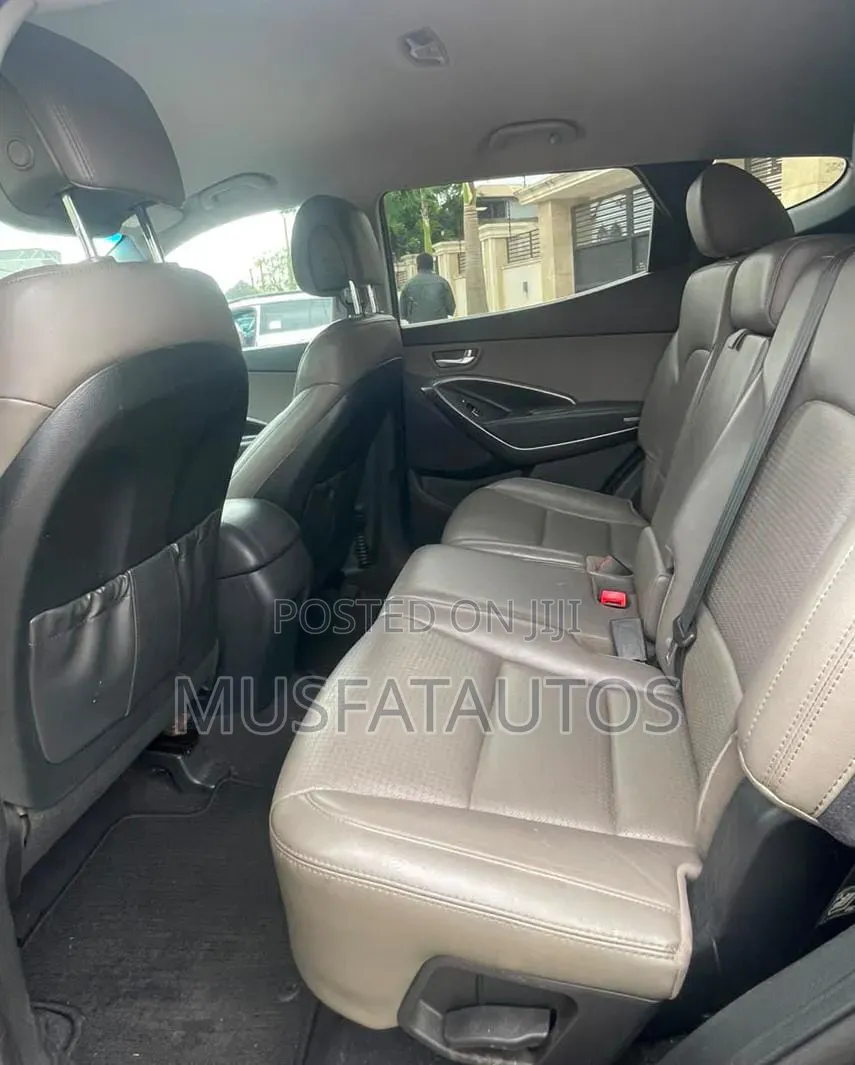 Hyundai Santa Fe 2013 Gray