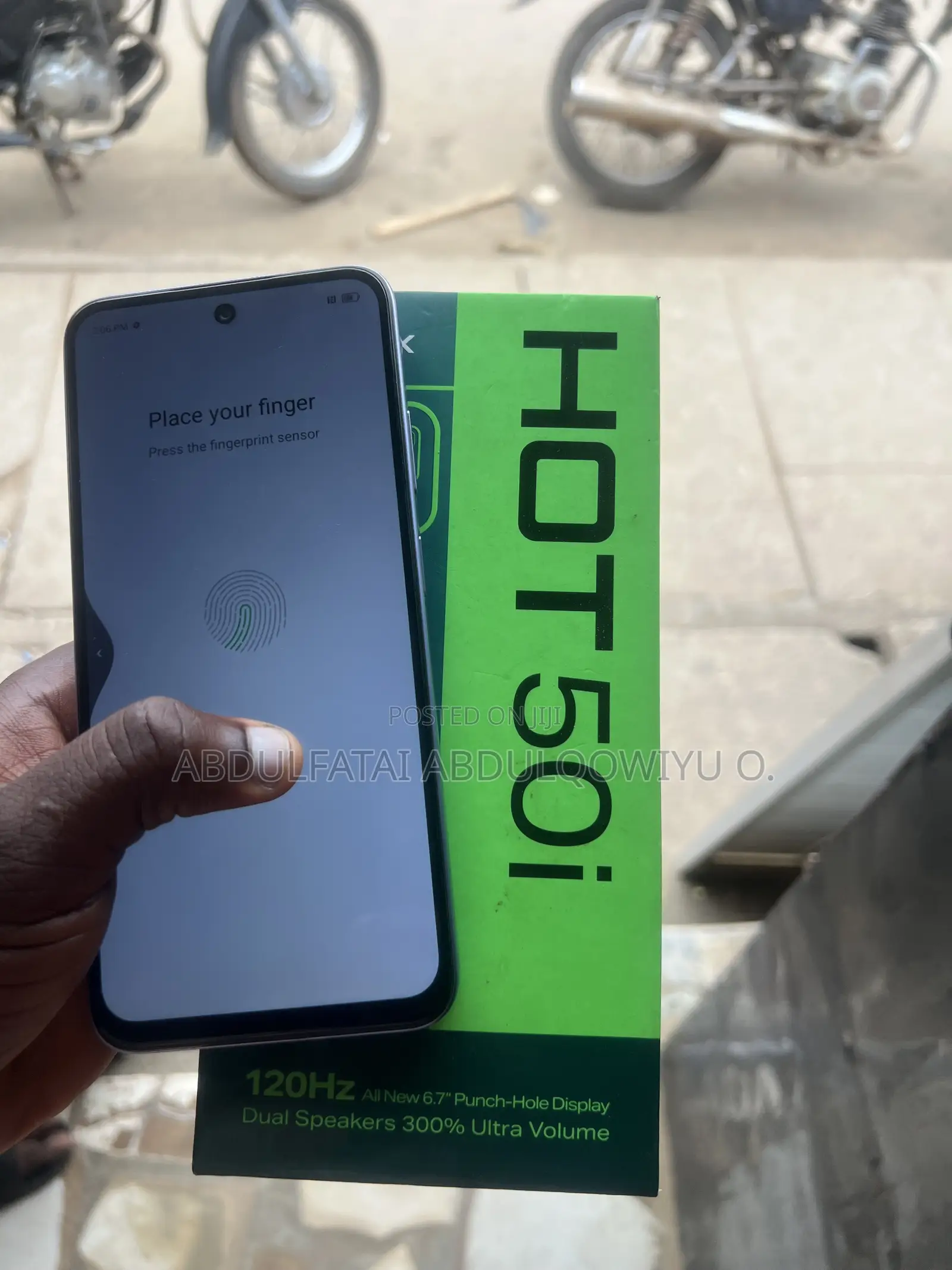 Infinix Hot 50i 128 GB Black