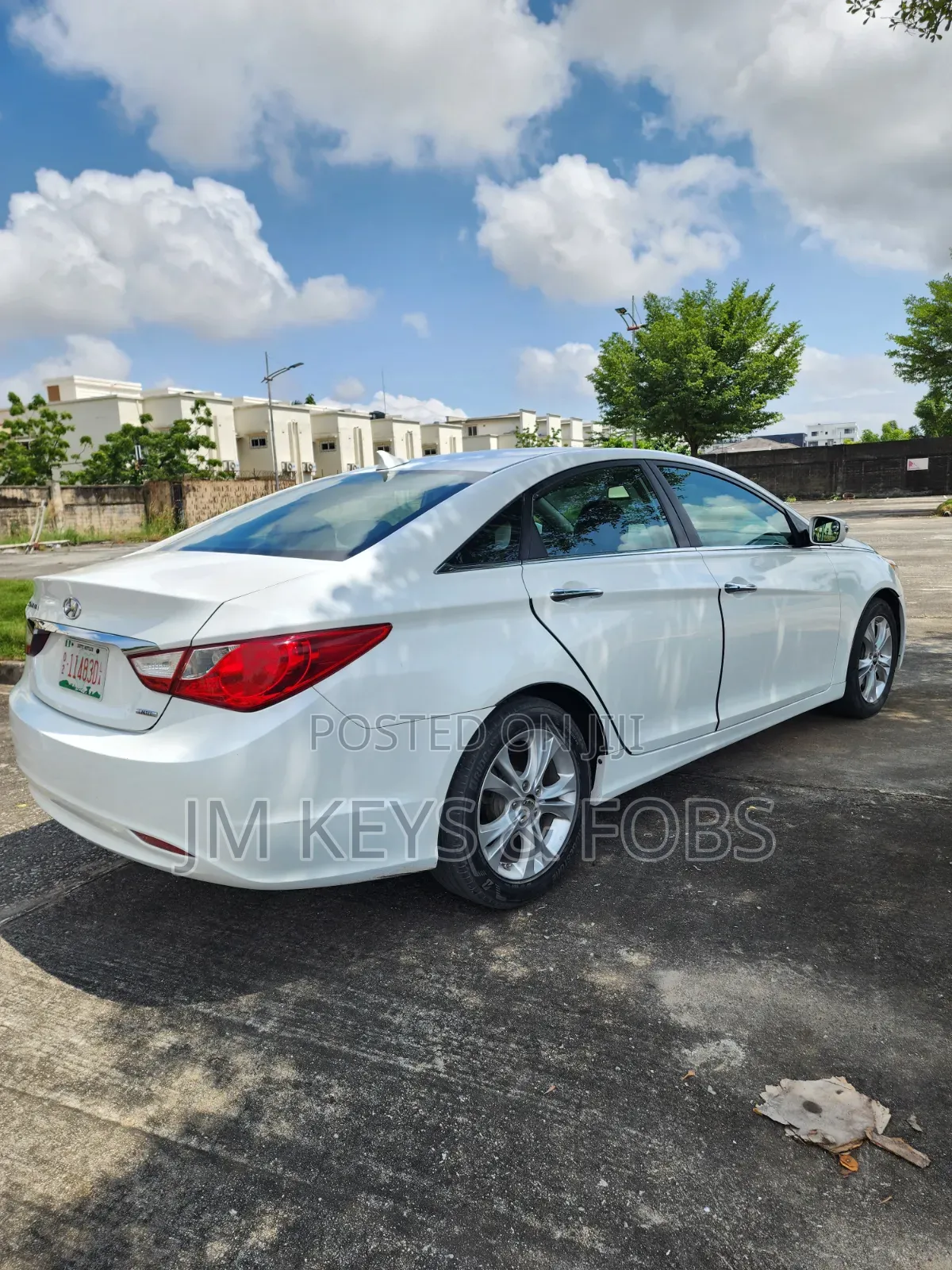 Hyundai Sonata Limited Sedan FWD (2.4L 4cyl 6A) 2012 White