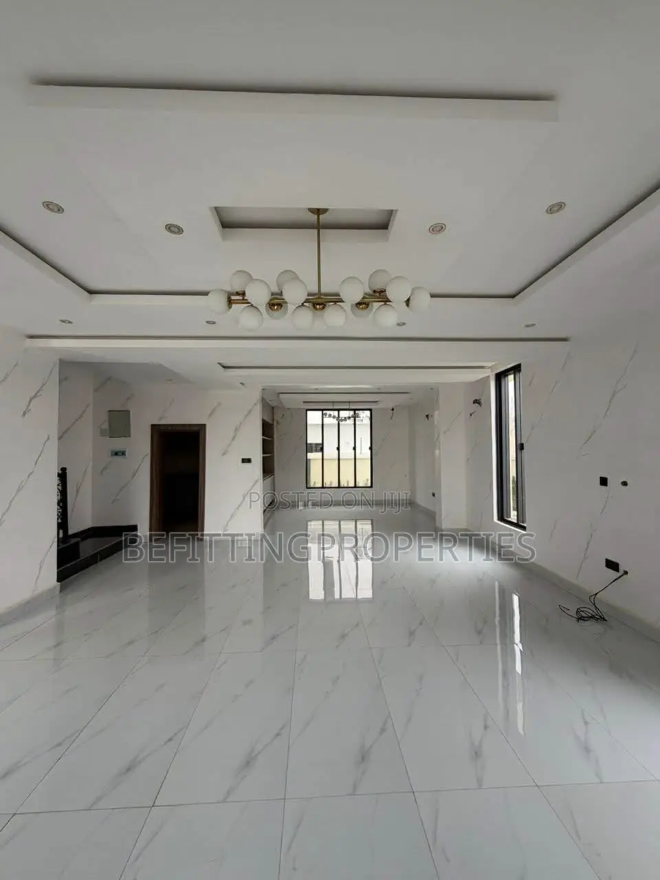 5bdrm Duplex in Abuja (FCT) for sale