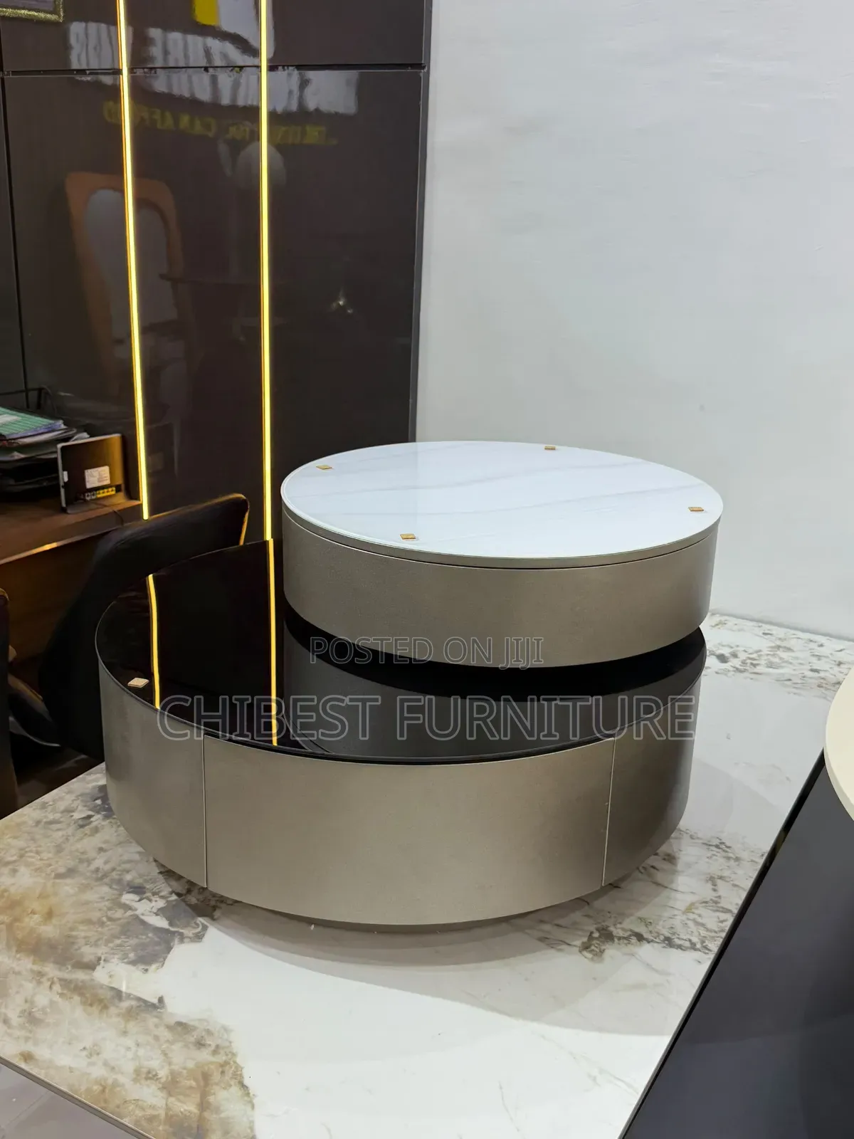 High Quality Center Table Available for Sale.