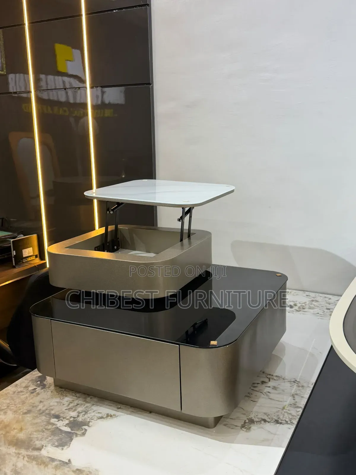 High Quality Center Table Available for Sale.