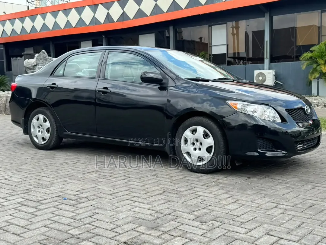 Toyota Corolla 2011 Black