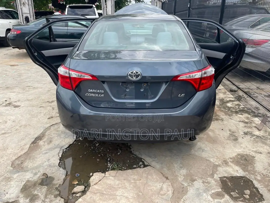 Toyota Corolla 2015 Blue