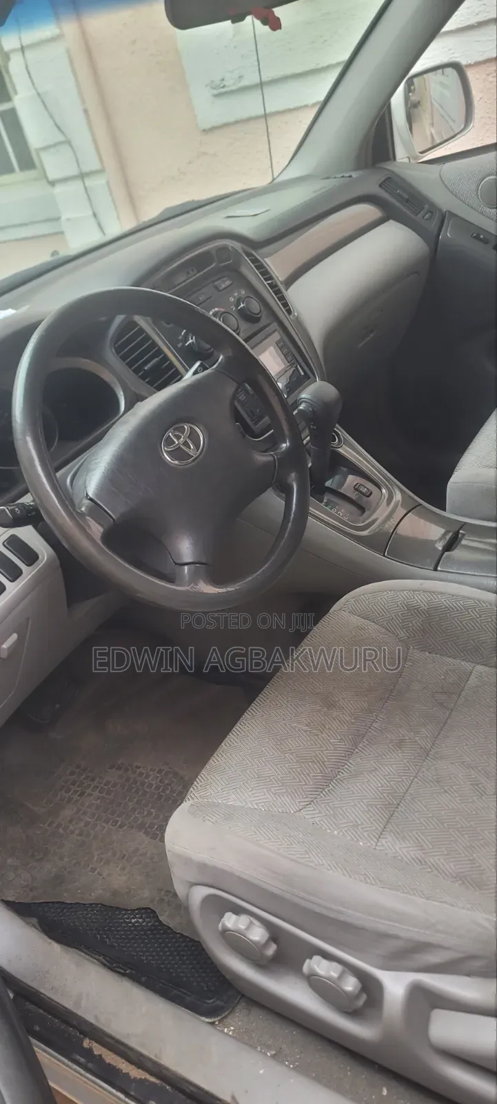 Toyota Highlander 2004 Gray