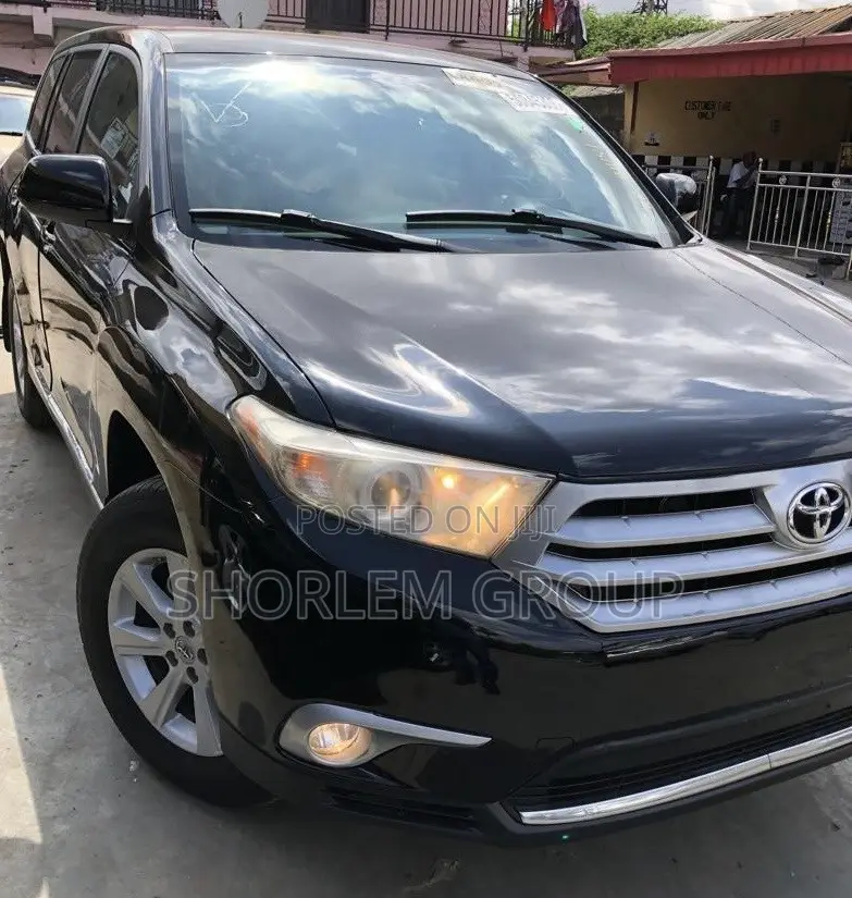 Toyota Highlander 2013 Black