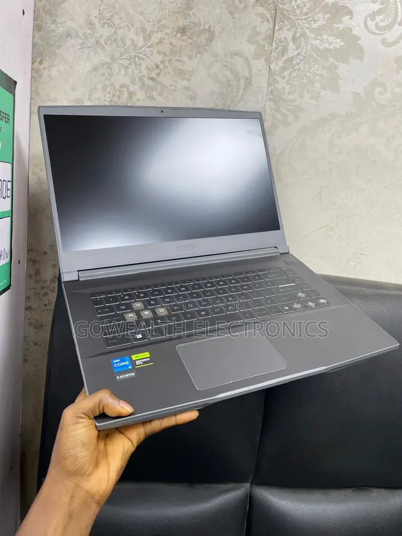 Laptop MSI MSI Sword 15 16GB Intel Core i5 SSD 512GB