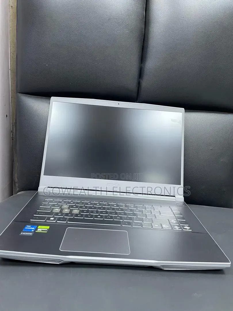 Laptop MSI MSI Sword 15 16GB Intel Core i5 SSD 512GB