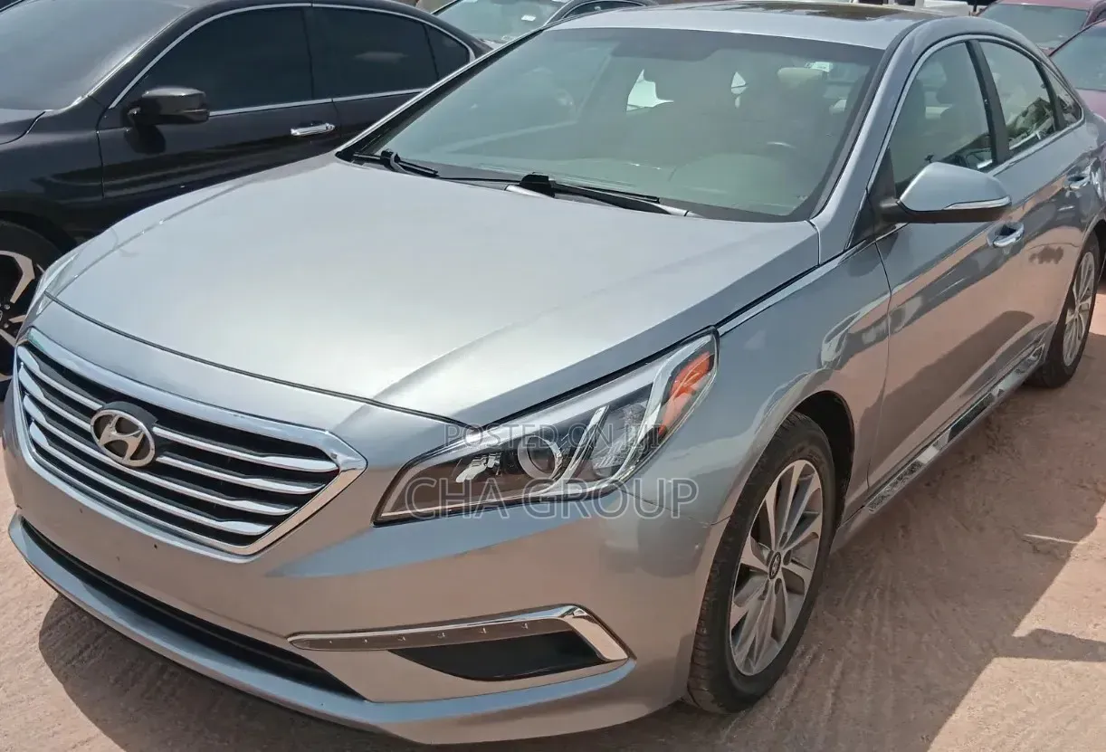 Hyundai Sonata Sport Sedan FWD (2.4L 4cyl 6A) 2017 Gray