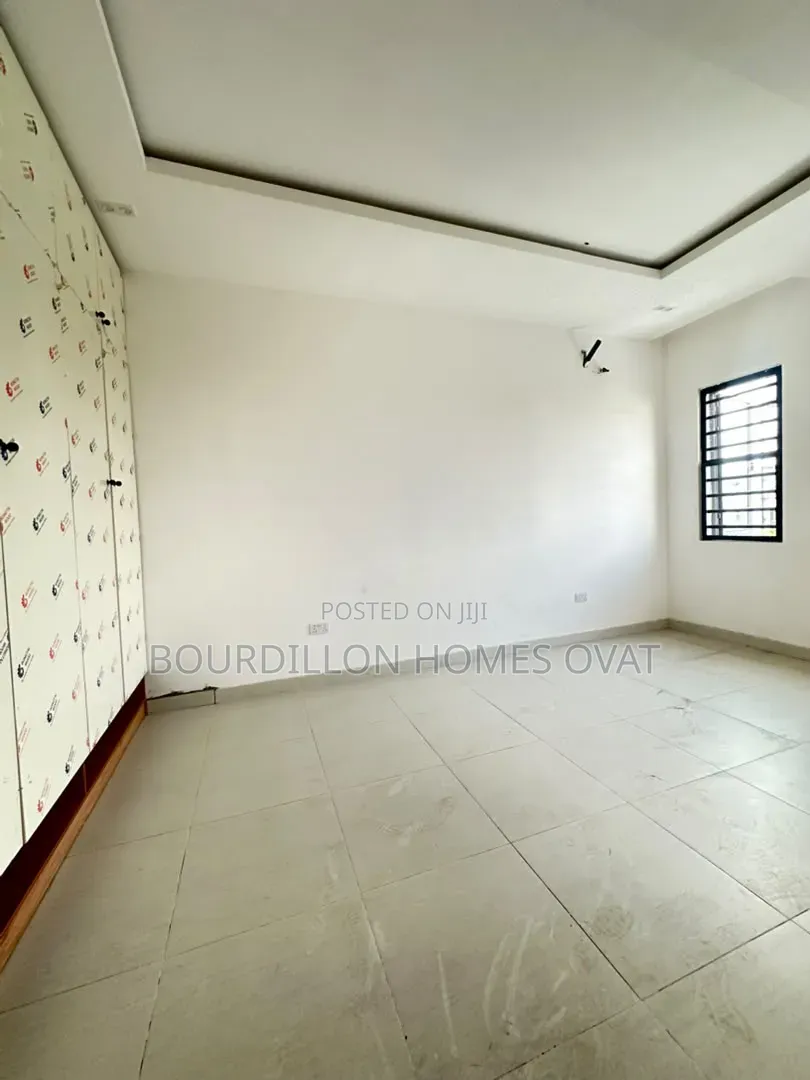 4bdrm Duplex in Orchid Lekki Lagos for sale