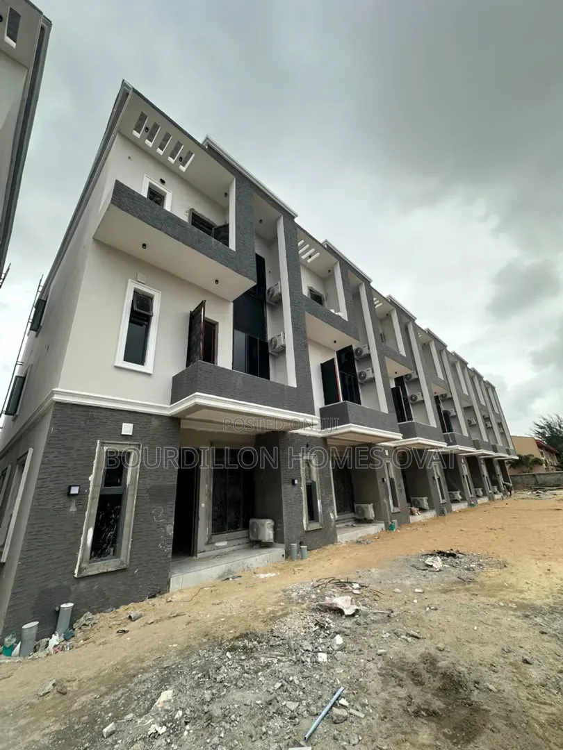 4bdrm Duplex in Victoria Island for sale