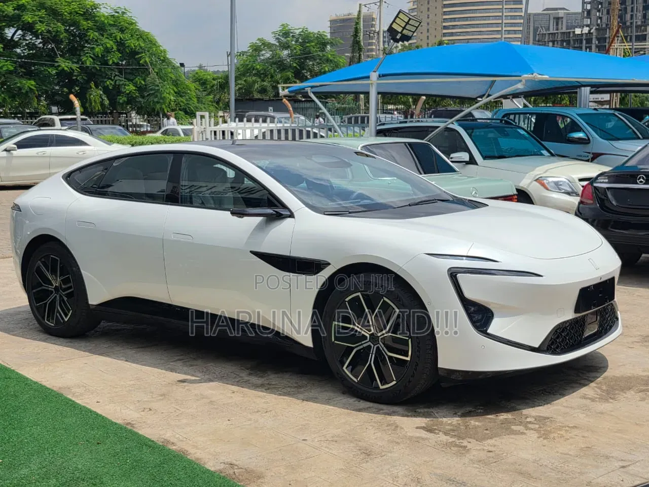 New Avatr 12 2025 White