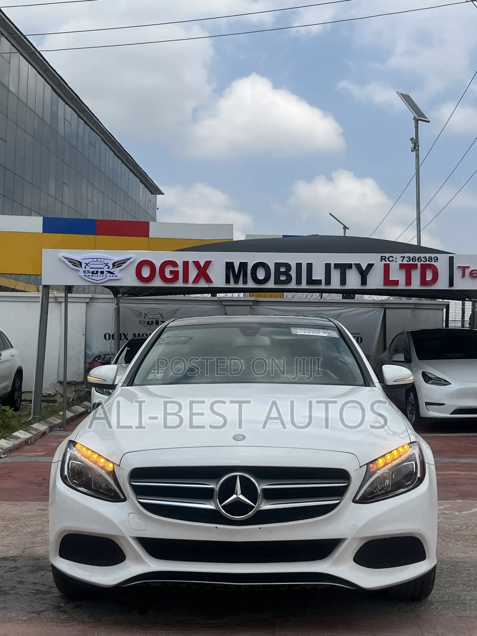 Mercedes-Benz C300 2015 White