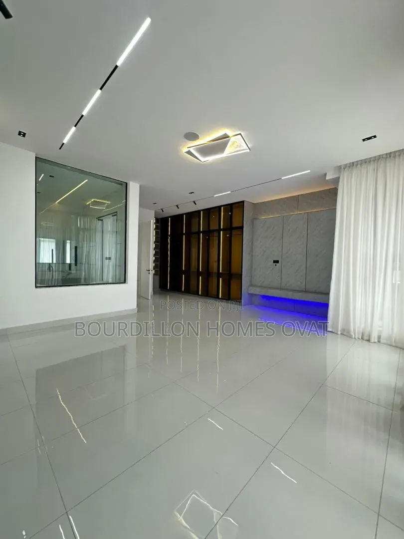 5bdrm Duplex in Orchid Lekki Lagos for sale