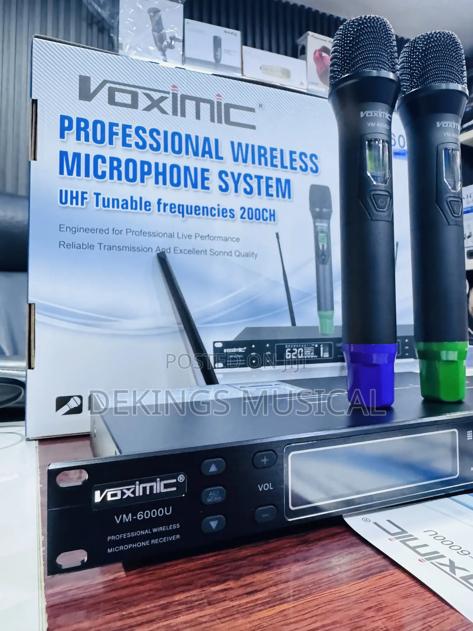 Voximic VM-6000U, a Professional Dual-Channel UHF Wireless Microphone