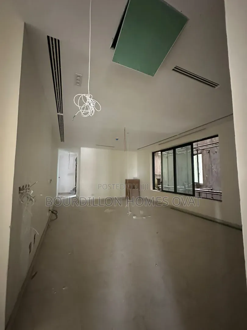 5bdrm Maisonette in Ikoyi Lagos State for sale