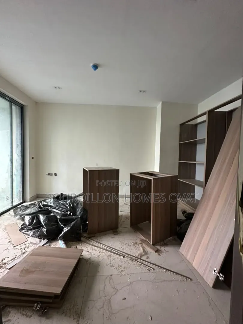5bdrm Maisonette in Ikoyi Lagos State for sale