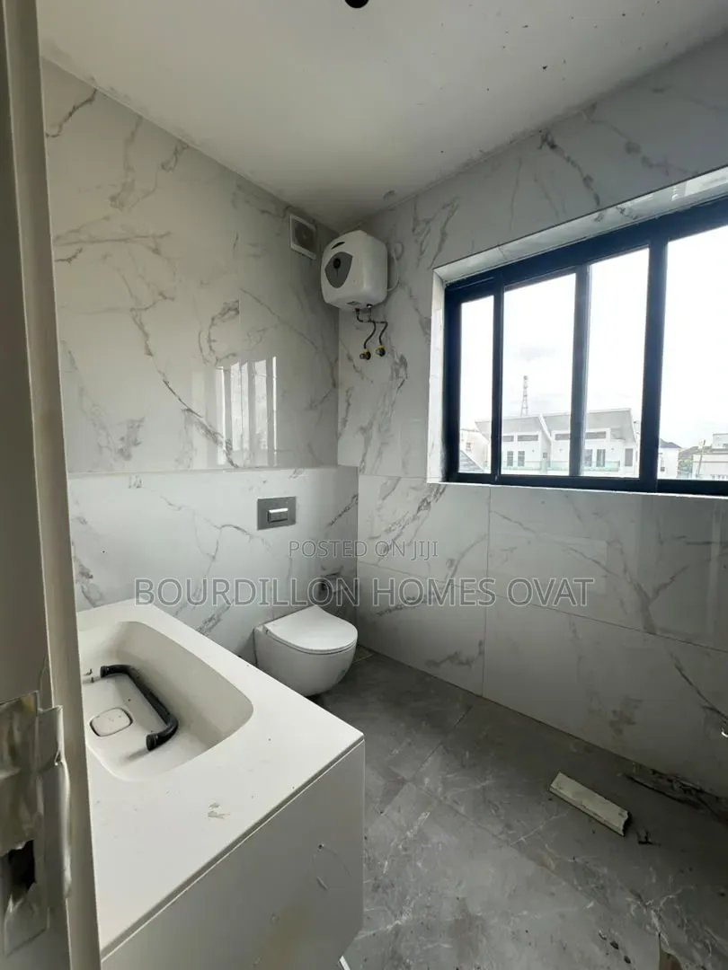 6bdrm Duplex in Ikoyi Lagos State for sale
