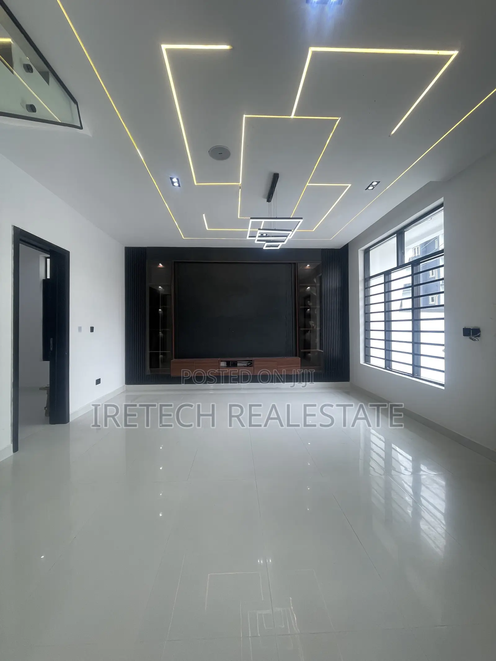 4bdrm Duplex in Sangotedo for sale