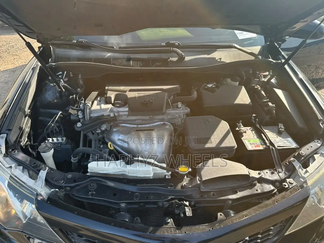 Toyota Camry SE 4dr Sedan (2.5L 4cyl 6A) 2014 Black