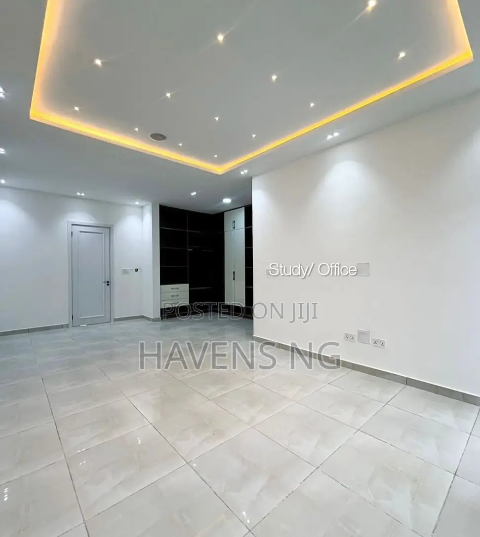 4bdrm Apartment in 1004 for sale