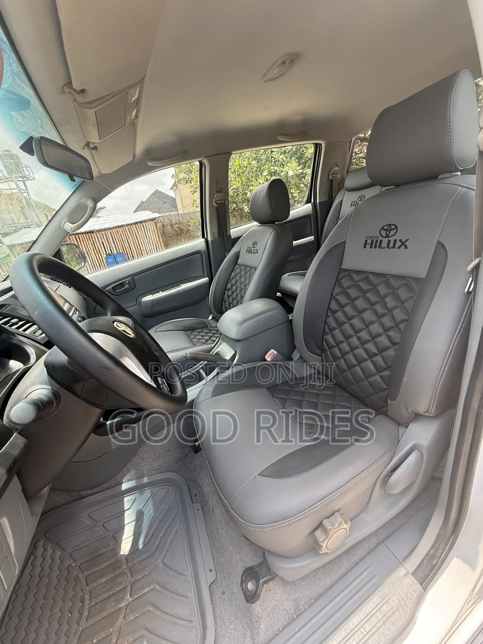 Toyota Hilux 2014 White