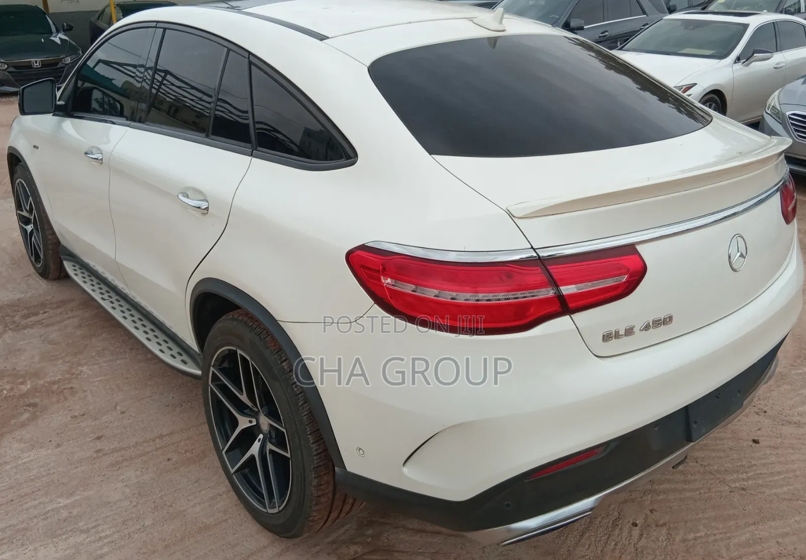 Mercedes-Benz GLE-Class 2016 Off white