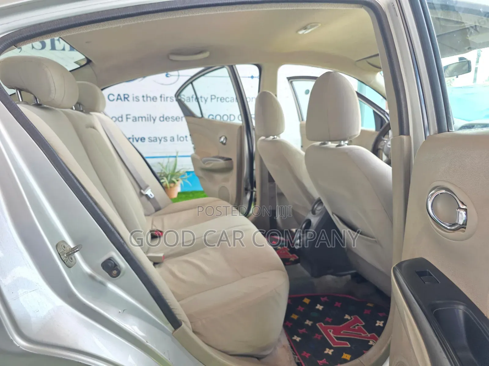 Nissan Almera 2013 Silver