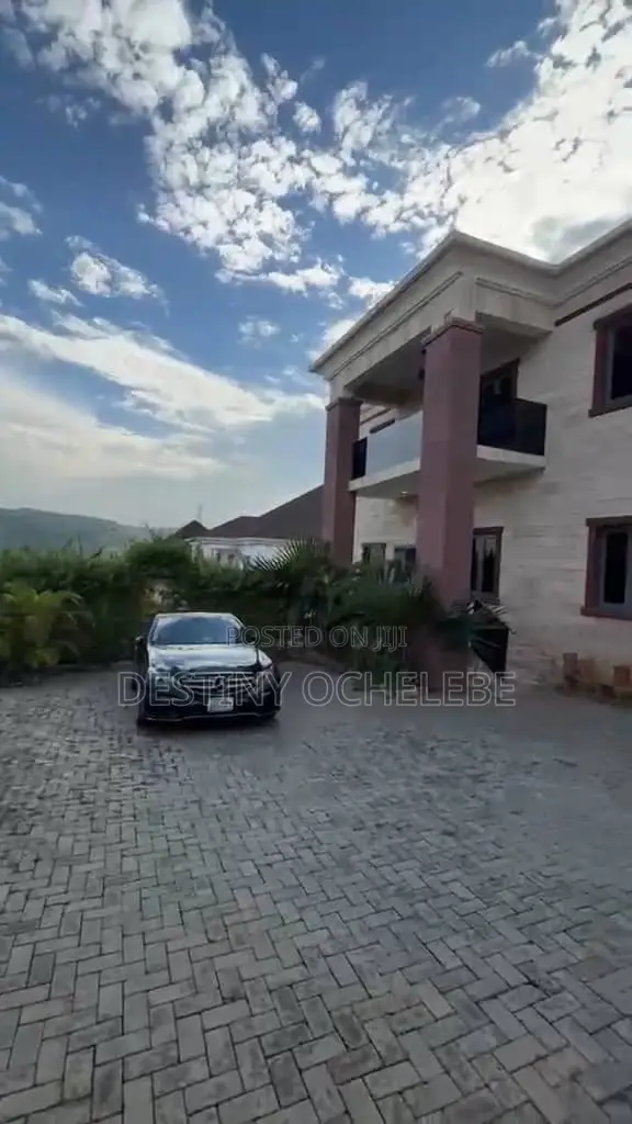 4bdrm Duplex in Naf Valley Estate, Asokoro for sale