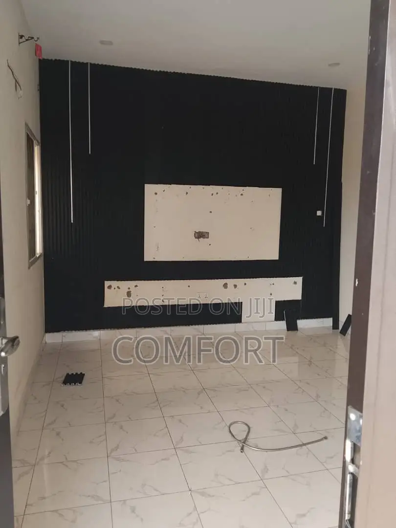 2bdrm Apartment in Tpumpy, Lugbe District for rent