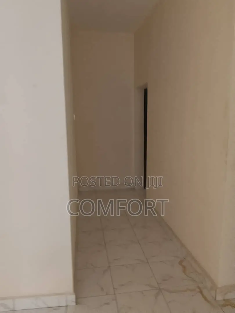 2bdrm Apartment in Tpumpy, Lugbe District for rent