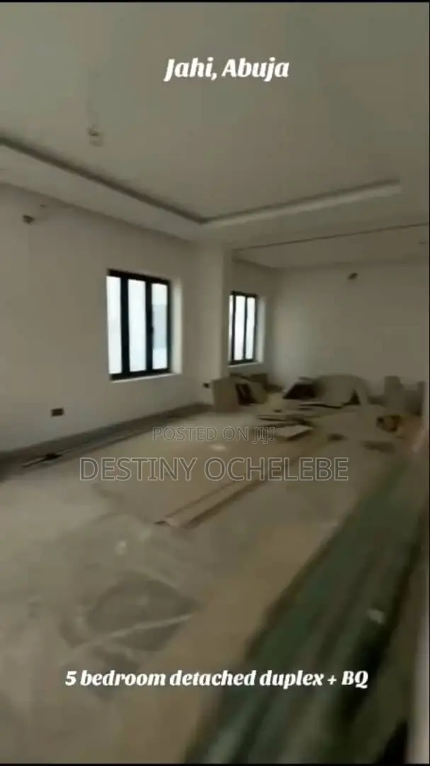 5bdrm Duplex in Jahi for sale