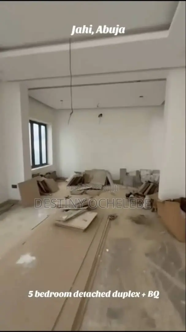 5bdrm Duplex in Jahi for sale