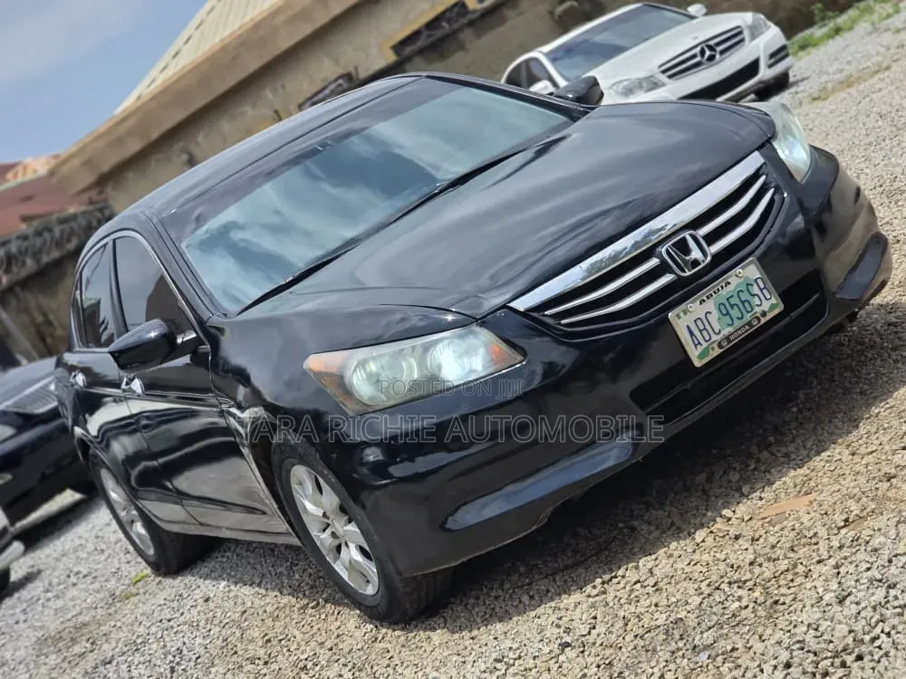 Honda Accord 2010 Black