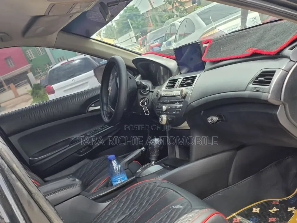 Honda Accord 2010 Black
