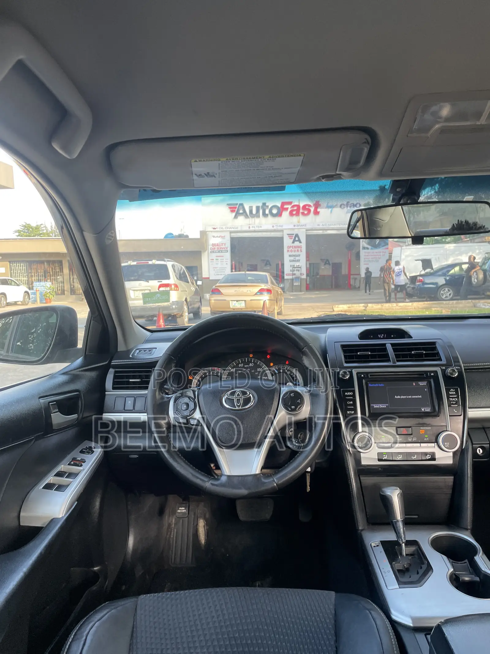 Toyota Camry SE 4dr Sedan (2.5L 4cyl 6A) 2014 Gray