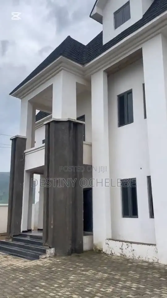 4bdrm Duplex in Jahi for sale