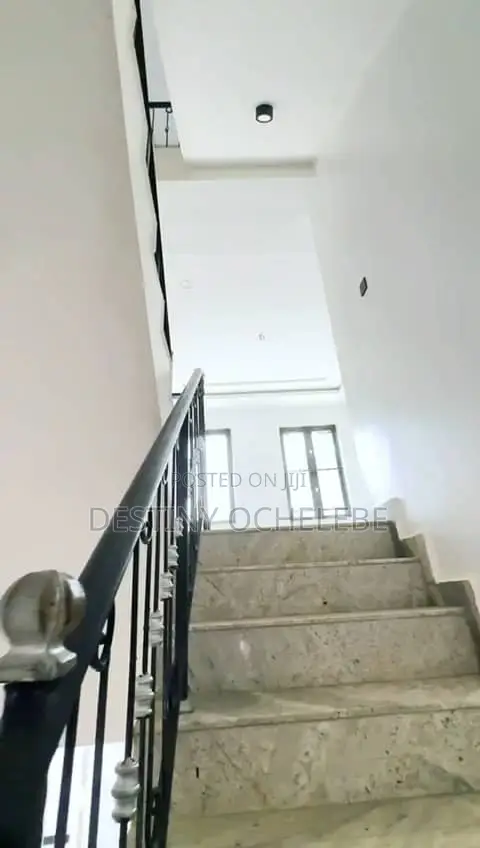 4bdrm Duplex in Jahi for sale