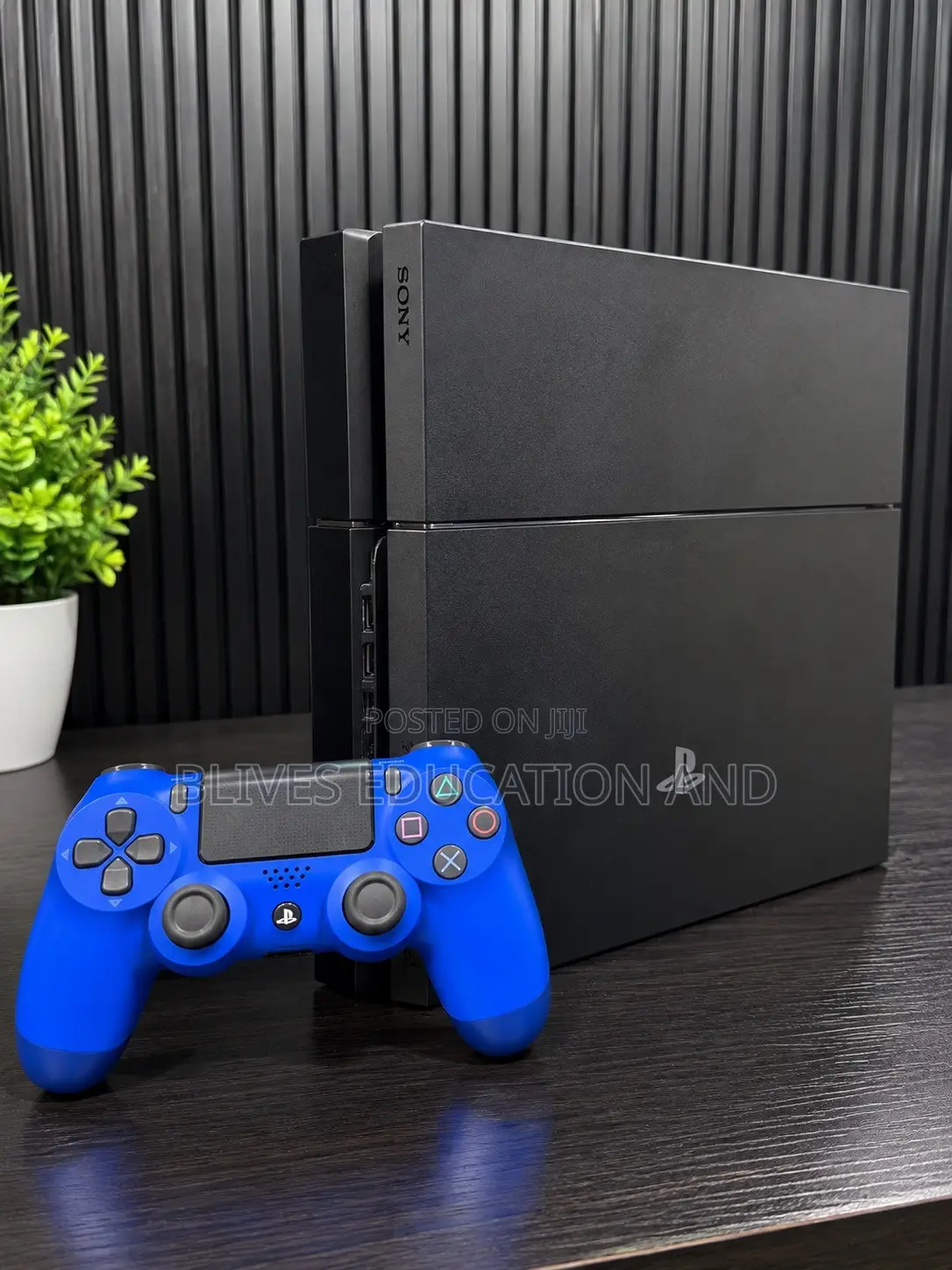 Sony PS4 Fat + 2 Pads | Clean & Working