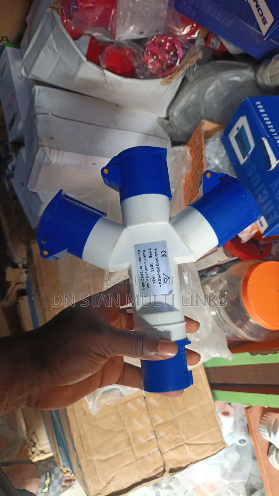 16A 3pin Industrial Multiple Socket
