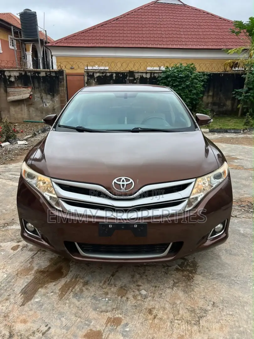 Toyota Venza AWD 2011 Burgundy